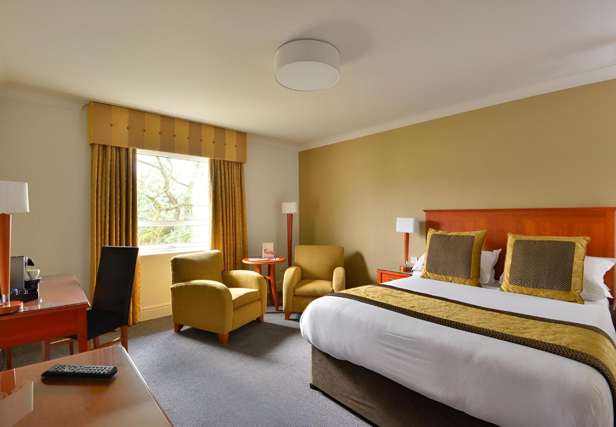 Mercure Manchester Norton Grange Hotel & Spa Rochdale Extérieur photo