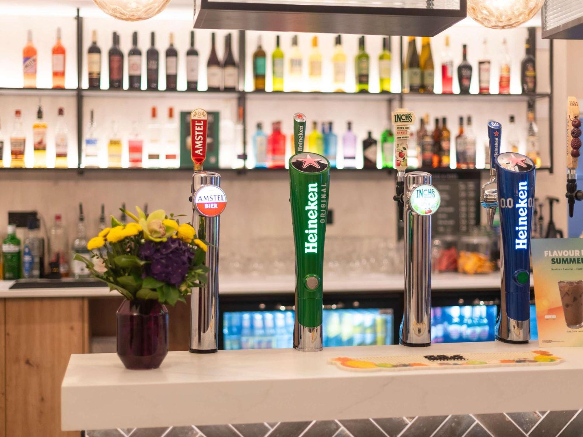 Mercure Manchester Norton Grange Hotel & Spa Rochdale Extérieur photo
