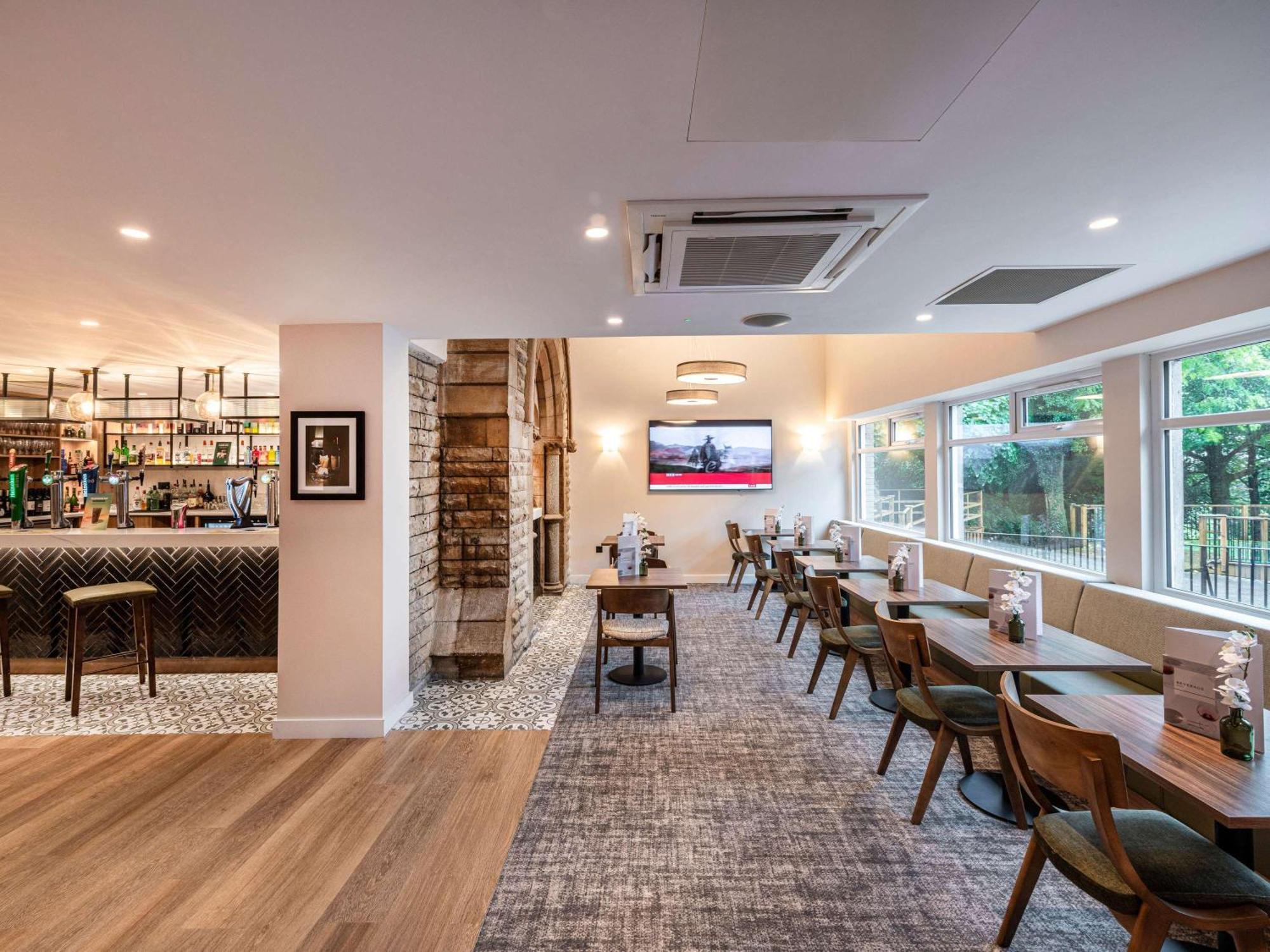 Mercure Manchester Norton Grange Hotel & Spa Rochdale Extérieur photo