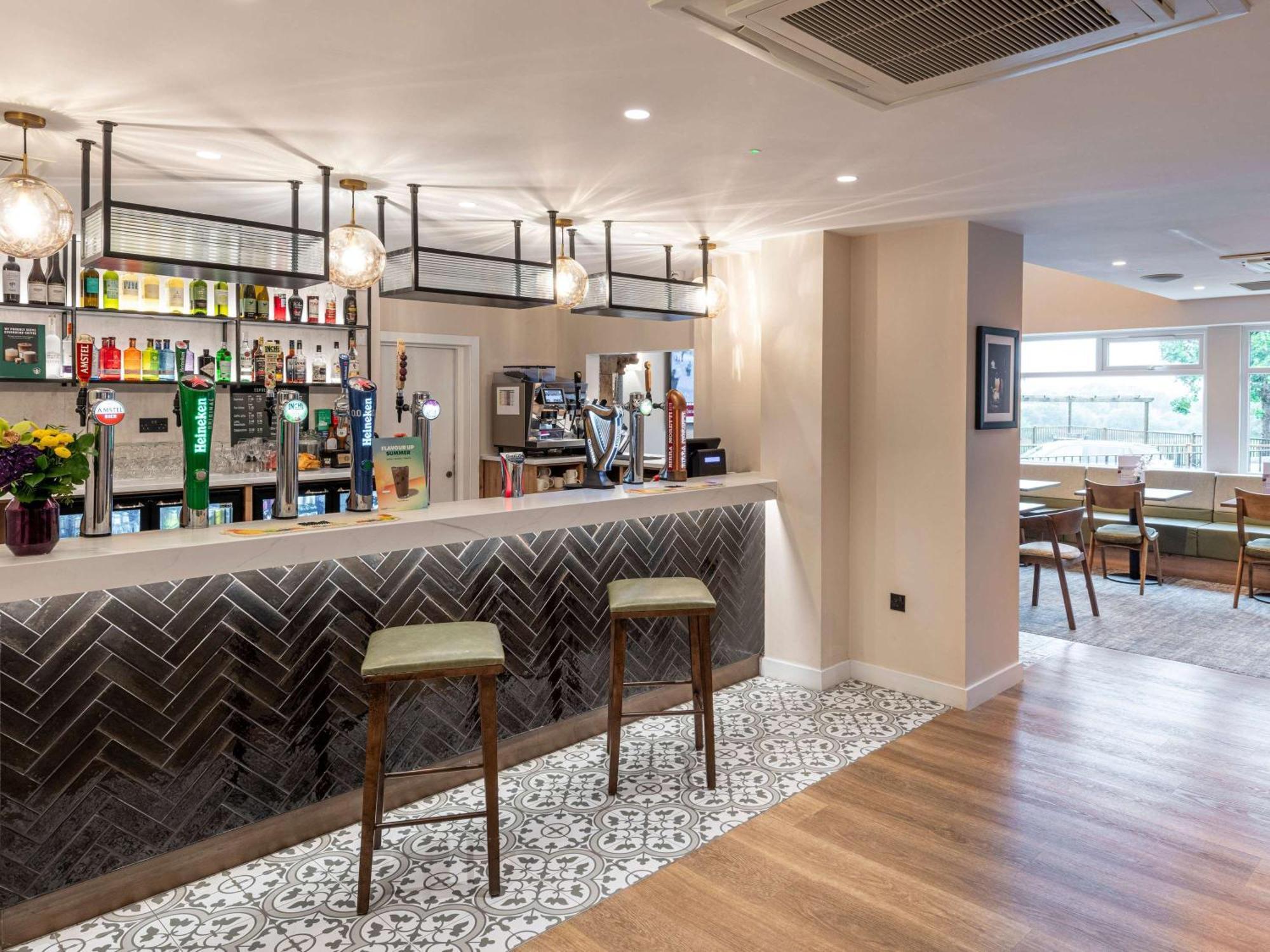 Mercure Manchester Norton Grange Hotel & Spa Rochdale Extérieur photo