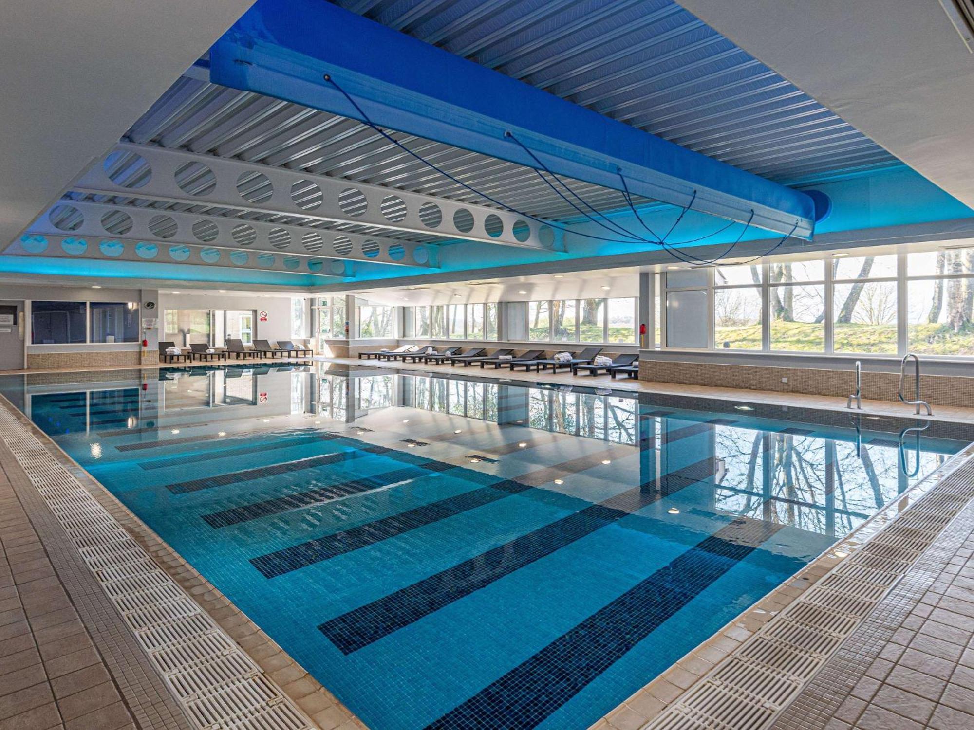 Mercure Manchester Norton Grange Hotel & Spa Rochdale Extérieur photo